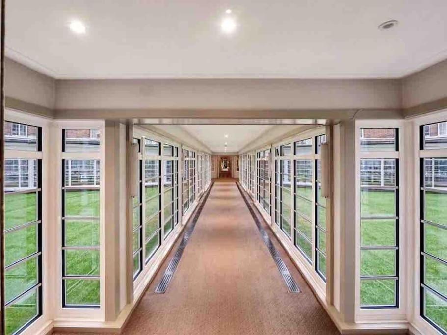 King-Sized Studio, 6Th Floor + Lift, Regent'S Park Londra Esterno foto